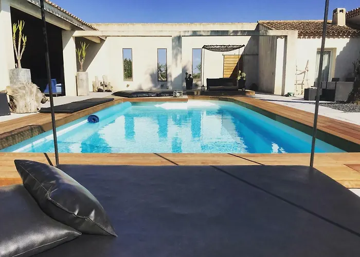 Mas Sainte Marie ,piscine Chauffée Pensión