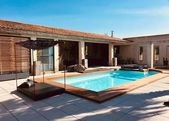 Mas Sainte Marie ,piscine Chauffée 4* Aigues-Mortes