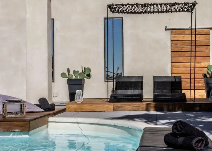 Mas Sainte Marie ,piscine Chauffée 4*